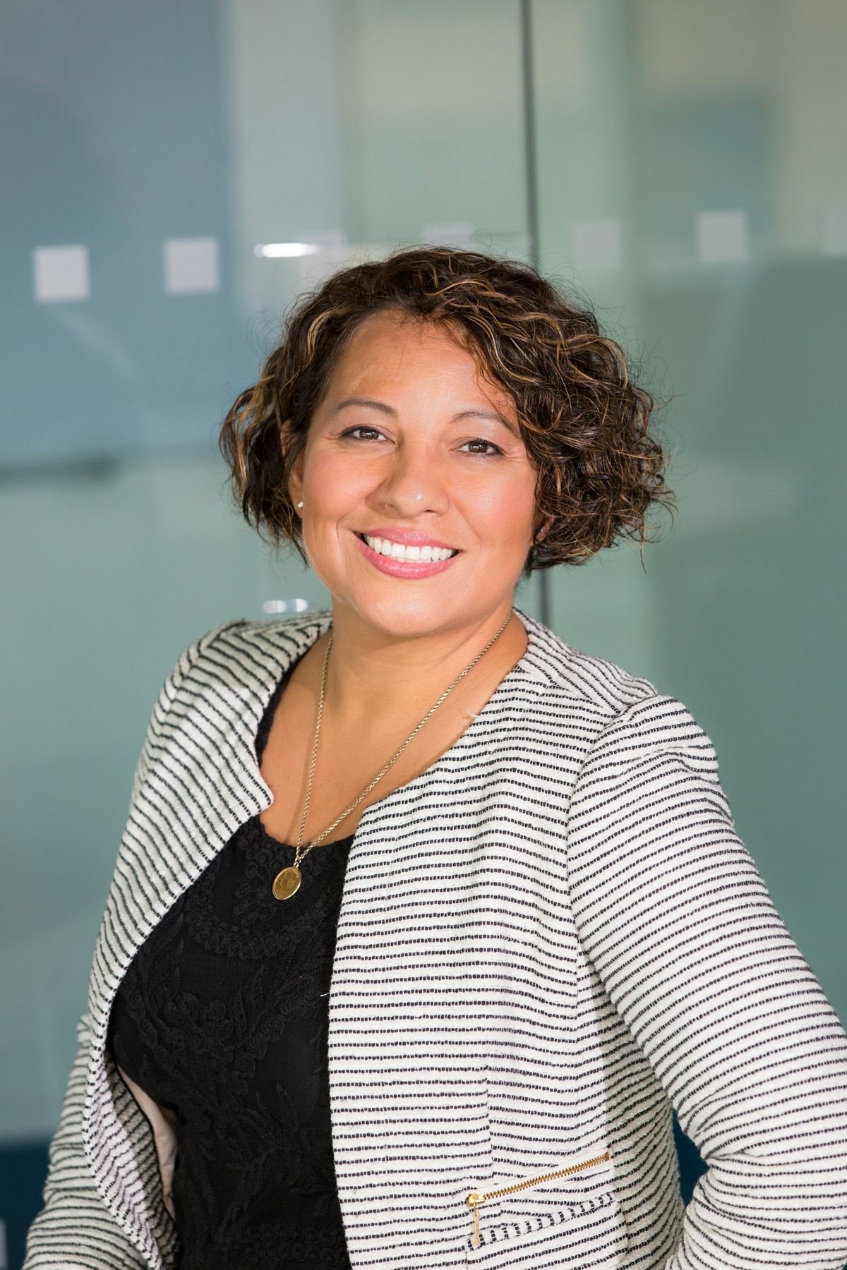 Maria Loizou, fictional property advisor