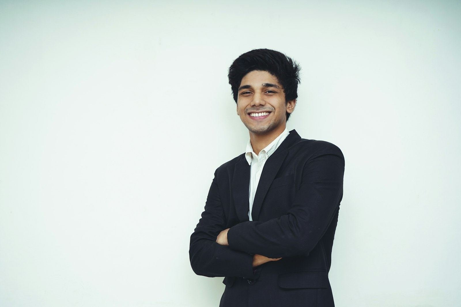 Theo Michael, fictional property advisor