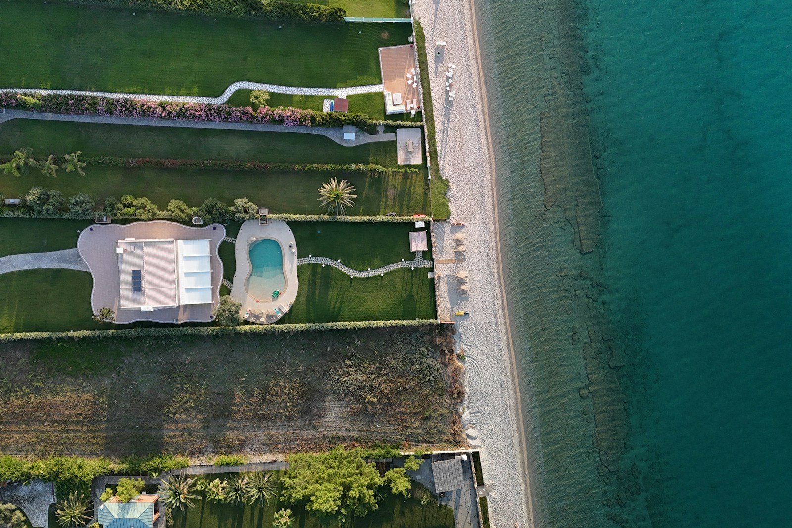Coral Bay Estate 4